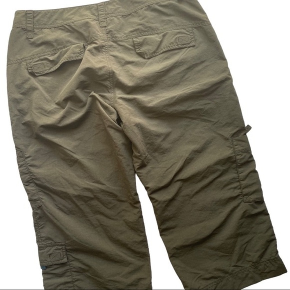 Eddie Bauer Olive Green Women 100% Nylon Cargo Pants 12 EUC - Picture 3 of 14